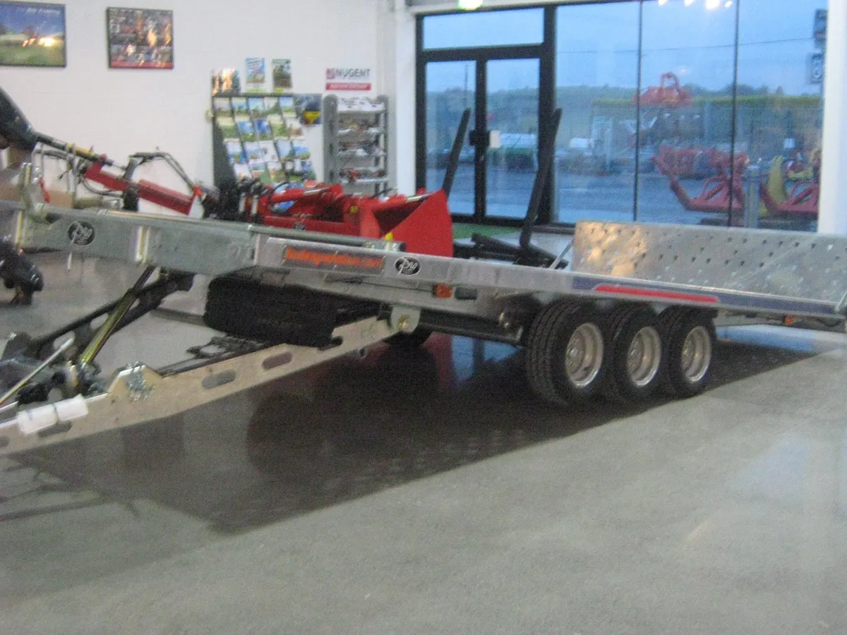 indespension car transporter tilt  trailer - Image 1