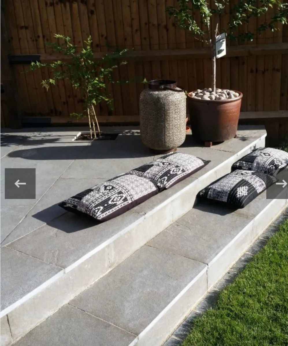 Grey Limestone paving - Image 3