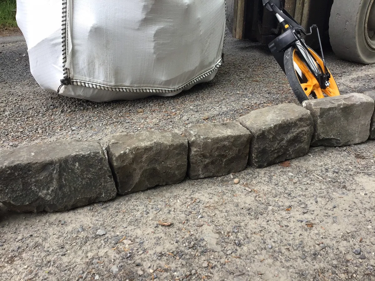 20m Old Salvage Black Granite  6" Kerbstone Deal - Image 3