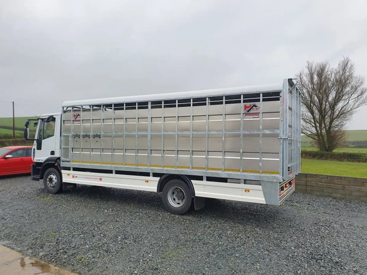 Hudson livestock truck body