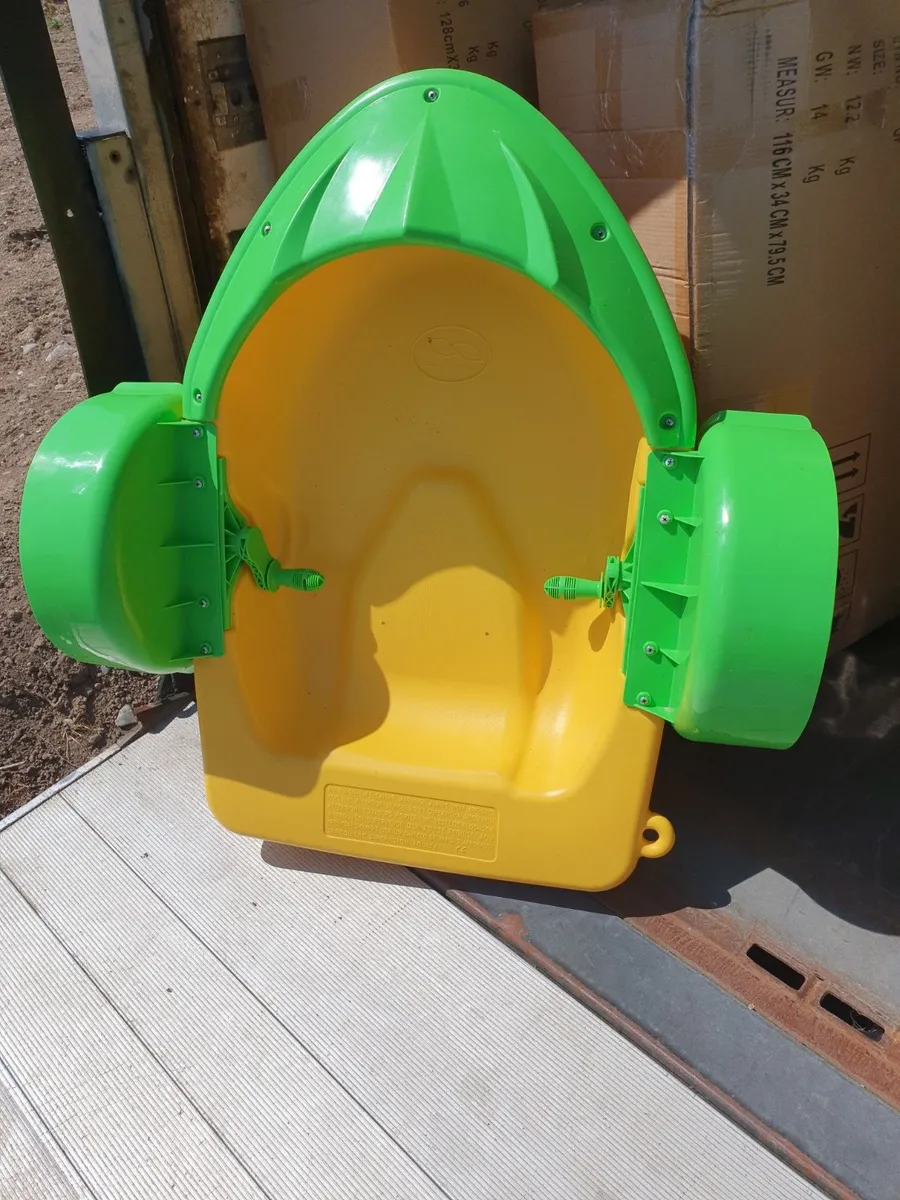 Paddle boats for sale with inflatable pool. - Image 4