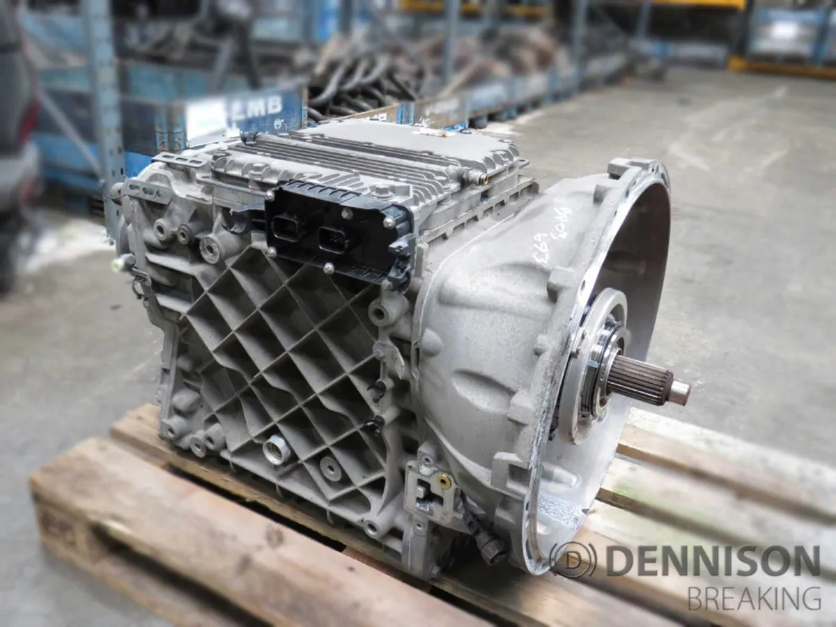 Original Volvo FH V4 Gear Box AT2612E USED - Image 1