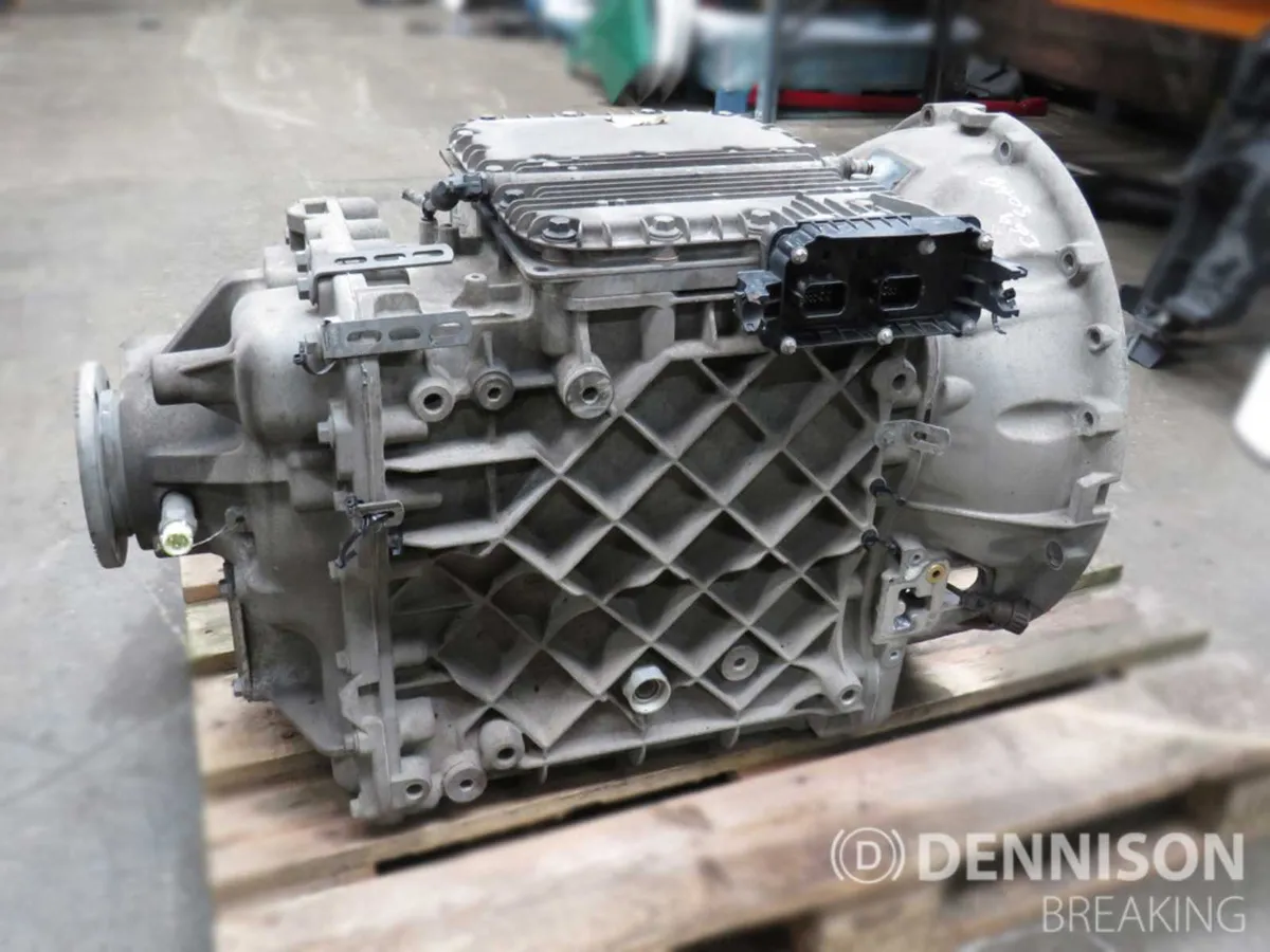 Original Volvo FH V4 Gear Box AT2612E USED - Image 2