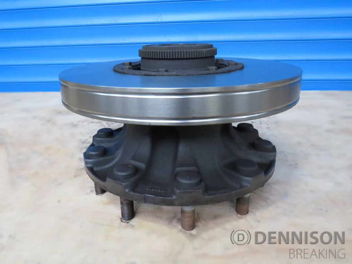 Original Volvo Front Wheel Hub with New Solid Disc - Image 2