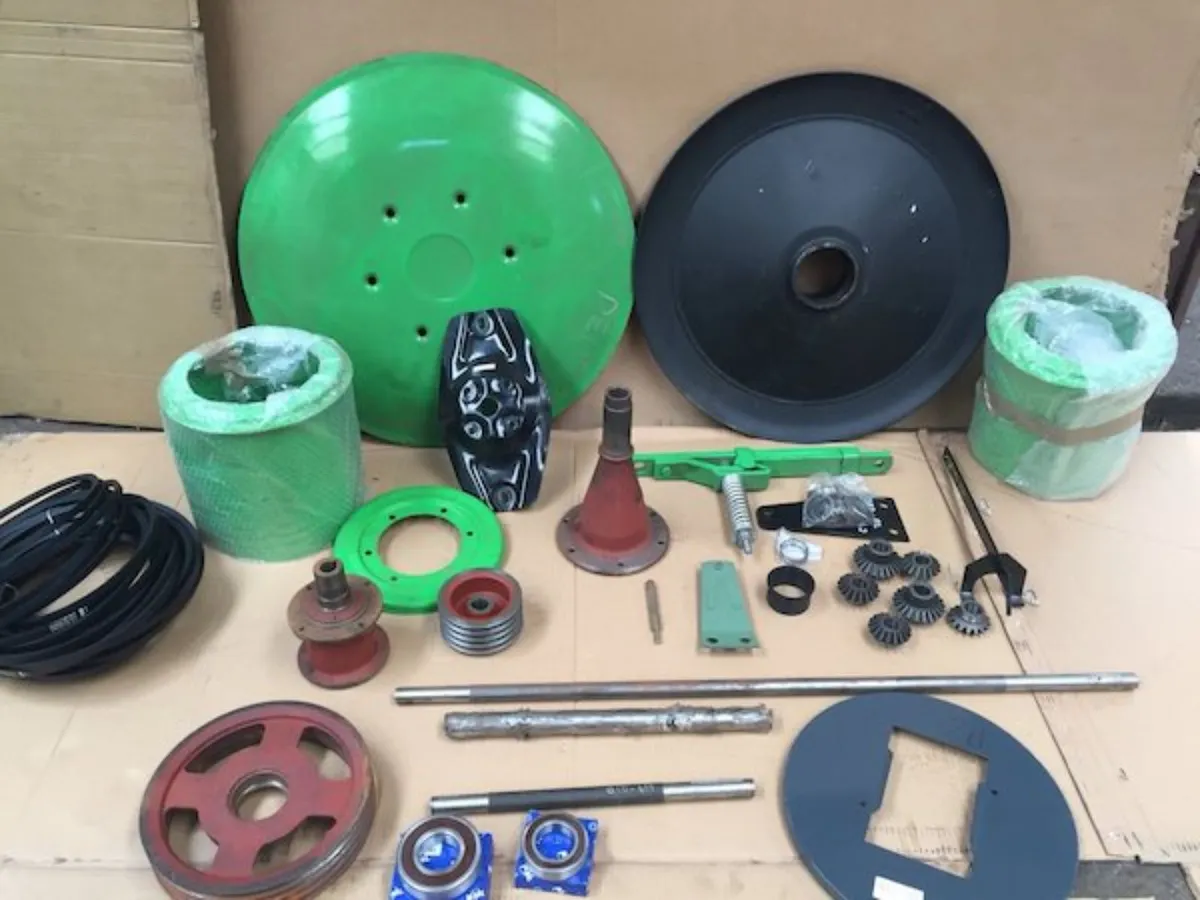 Mower parts - Image 2