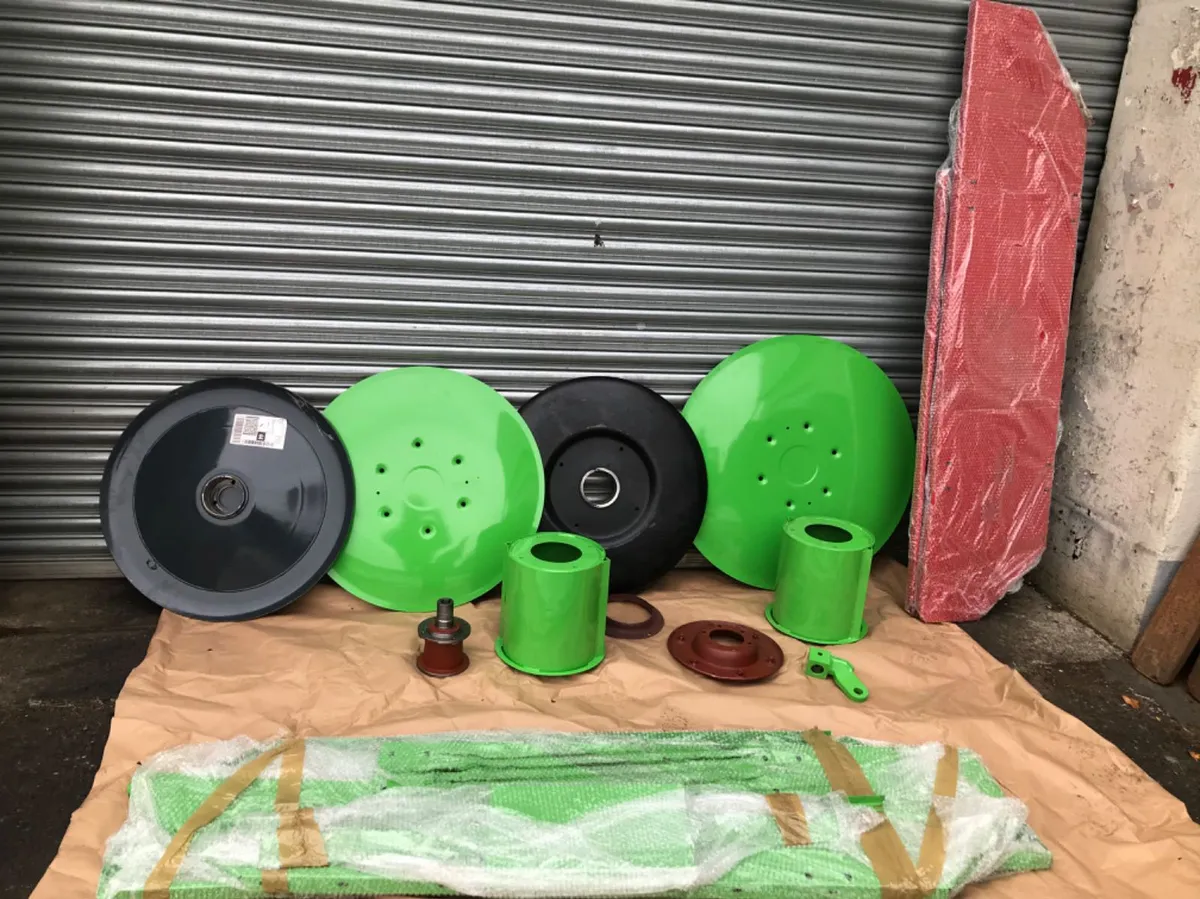 Mower parts - Image 3