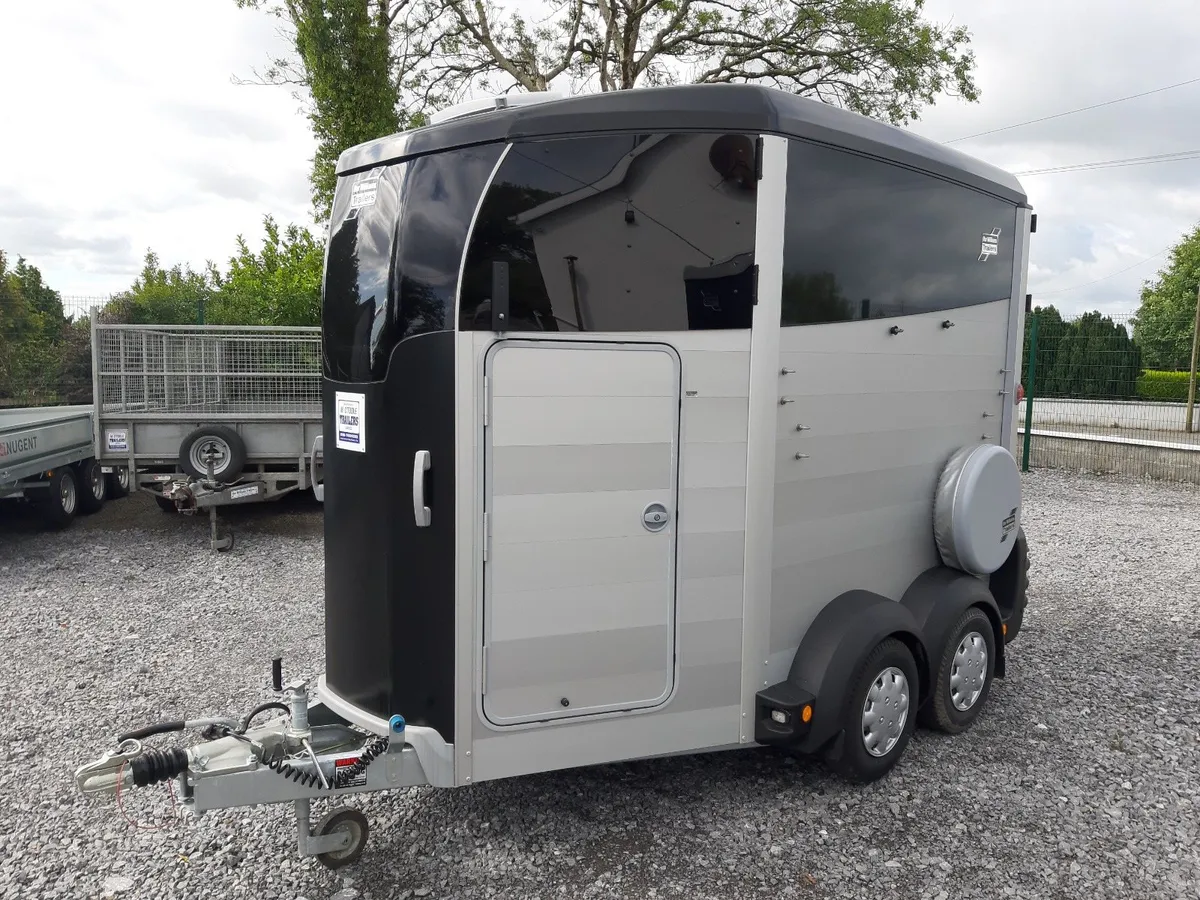 IFOR WILLIAMS HBX 506 & 511 HORSEBOXES - Image 4