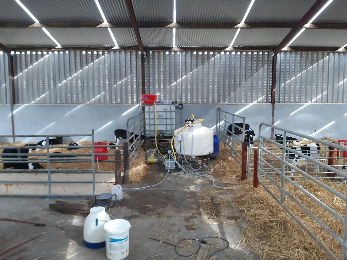 Power Automatic Calf Feeders