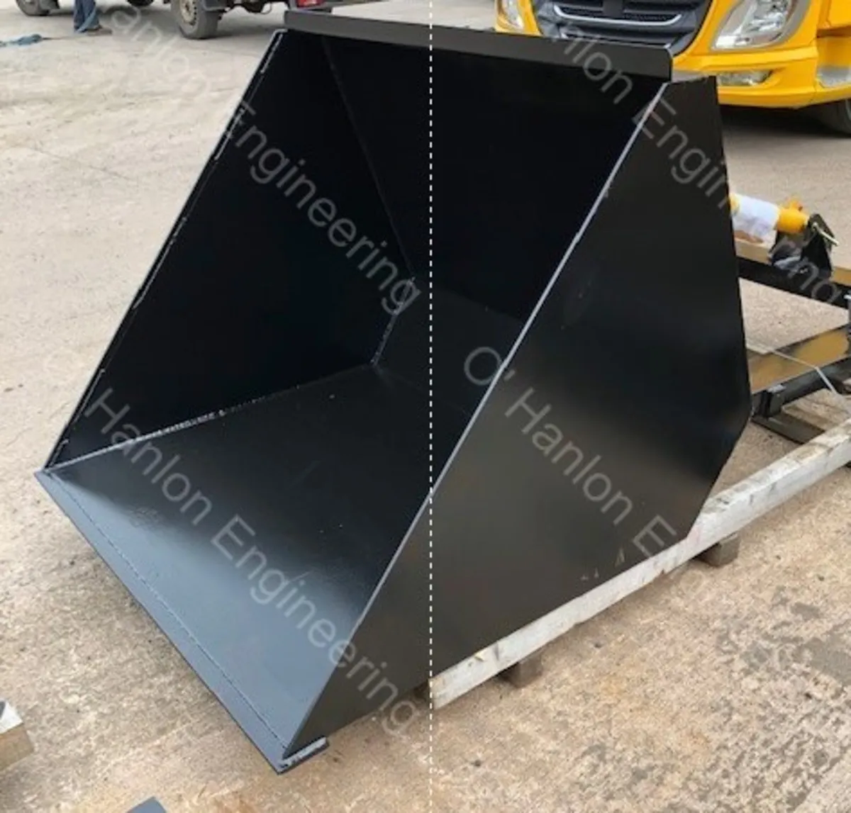 Hydraulic Forklift Buckets - Image 1