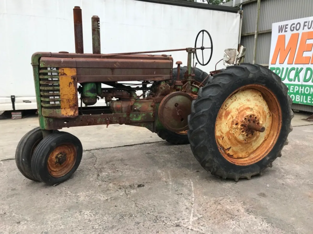 *** JOHN DEERE MODEL A .....BARN STORED **** - Image 1