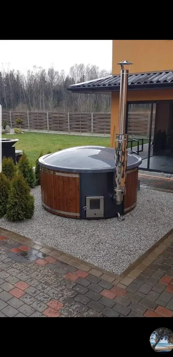 Hot tub - Jacuzzi