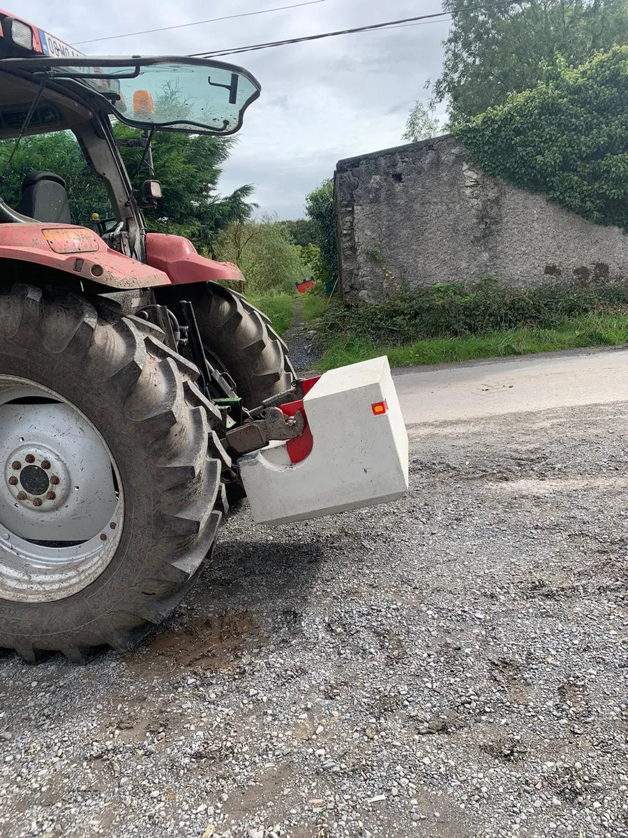 🚜Rear weight block🚜 - Image 1