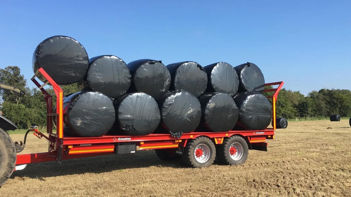 Broughan bale trailer - Image 2