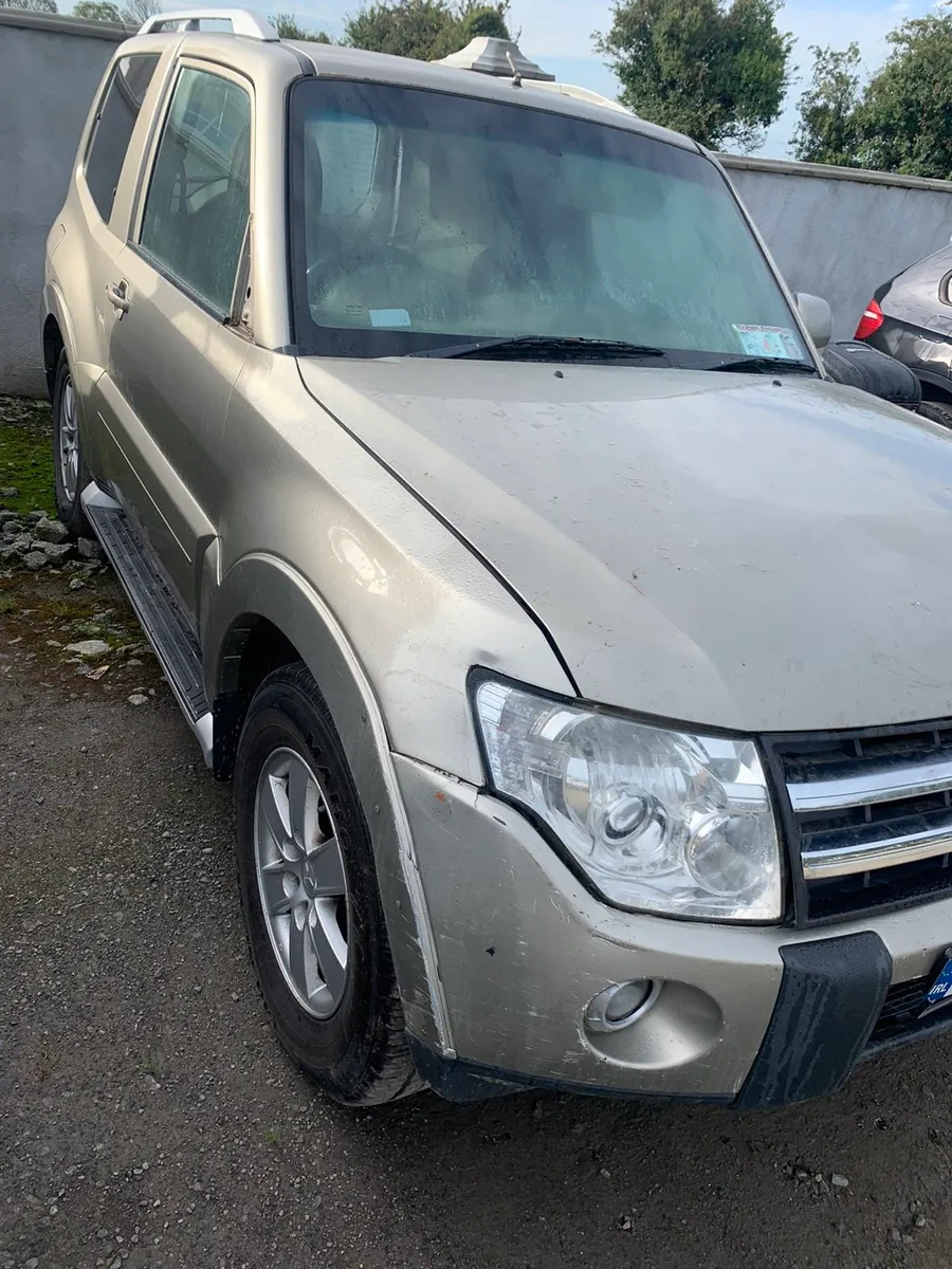 Mitsubishi pajero shogun 3.2 breaking - Image 2