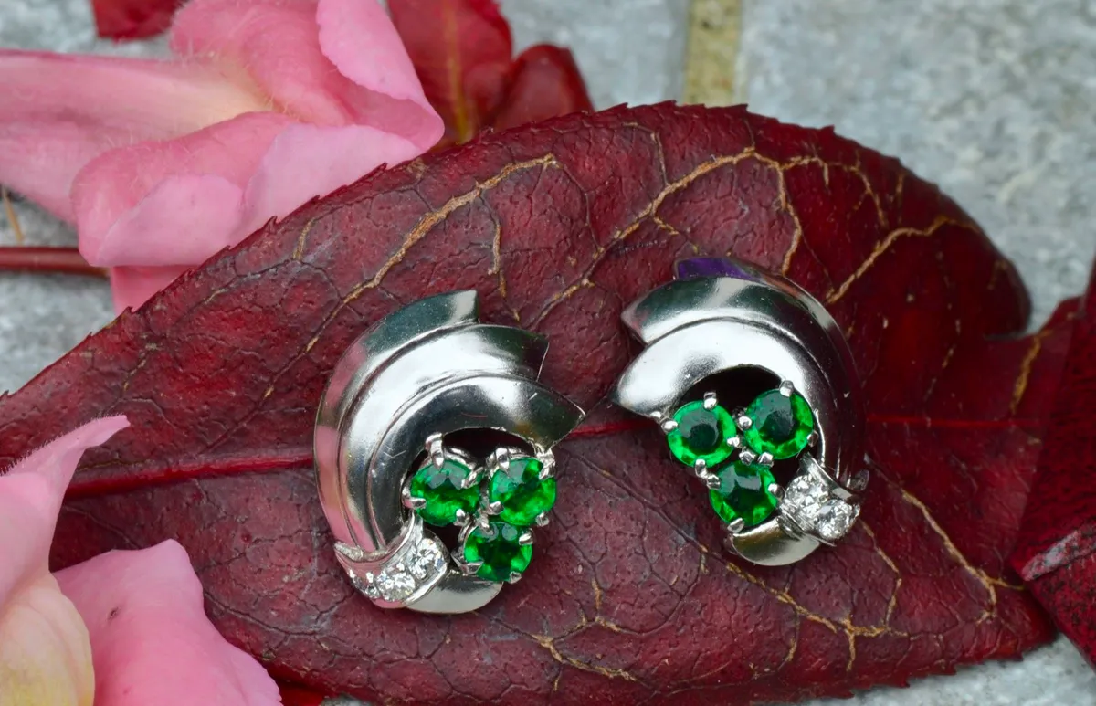 Antique Art Deco Emerald Diamond Earrings Platinum - Image 4