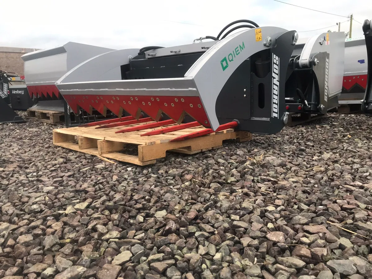 Sonarol Bale splitter €4000 including vat - Image 2