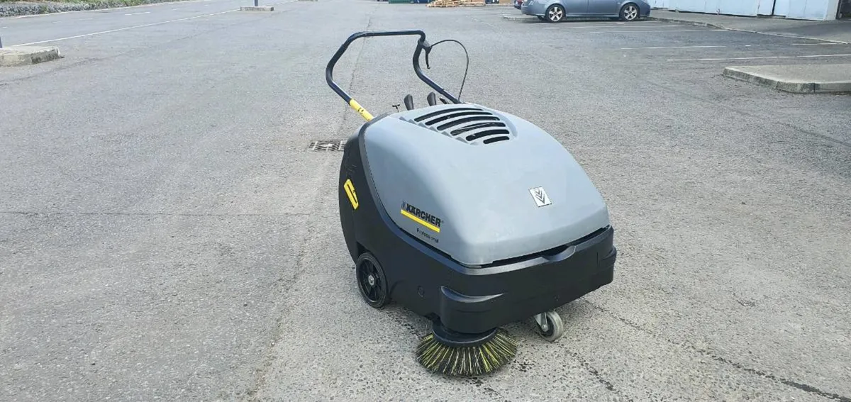 Karcher petrol engine sweeper 2 years warranty