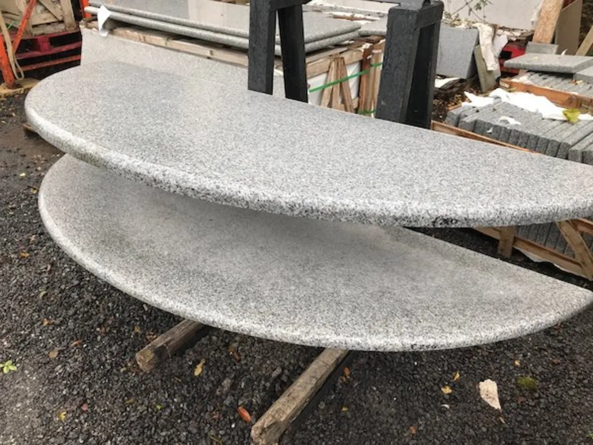 Semi Circle Granite Steps - Image 2