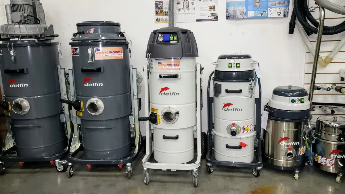 Delfin Industrial vacuums - CleaningMachines.ie