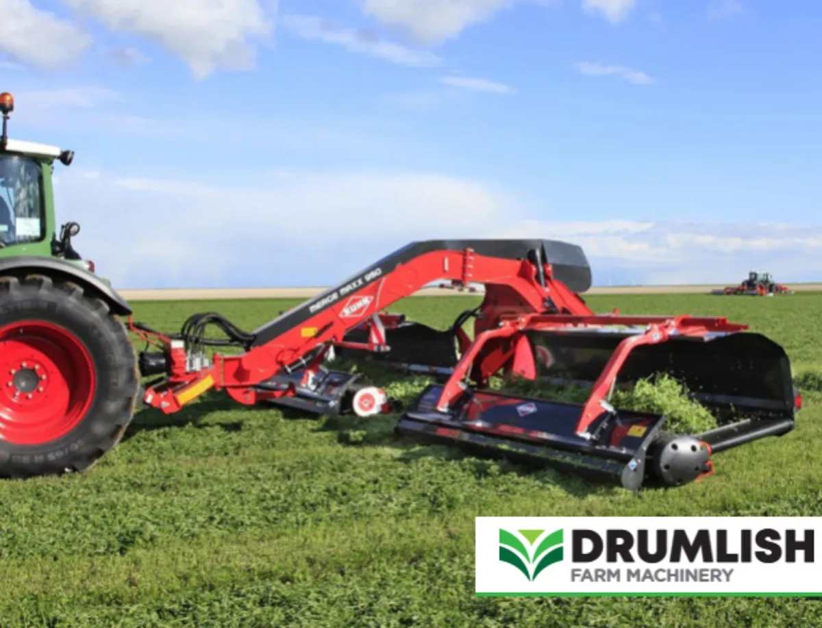 Demo Kuhn Merge Maxx 950 (1-Year Old + In-Stock) - Image 1