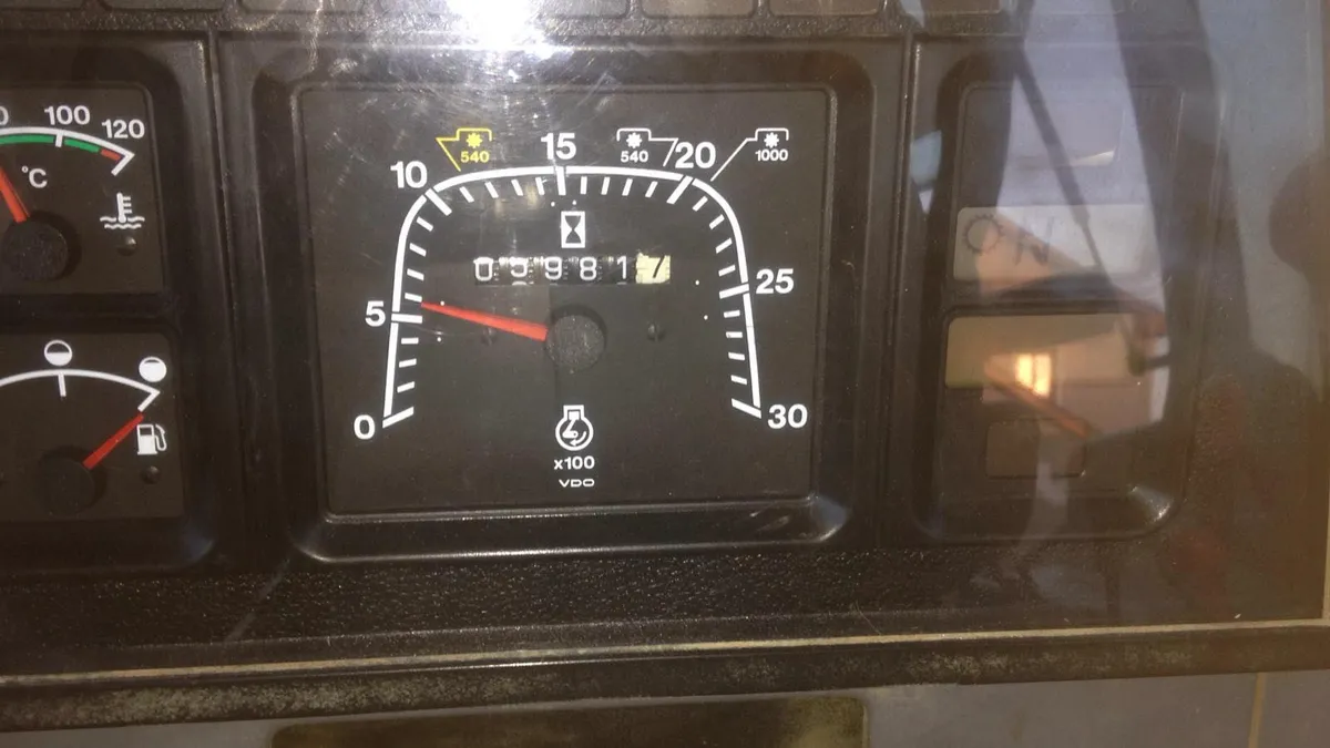 New Holland Dash repair