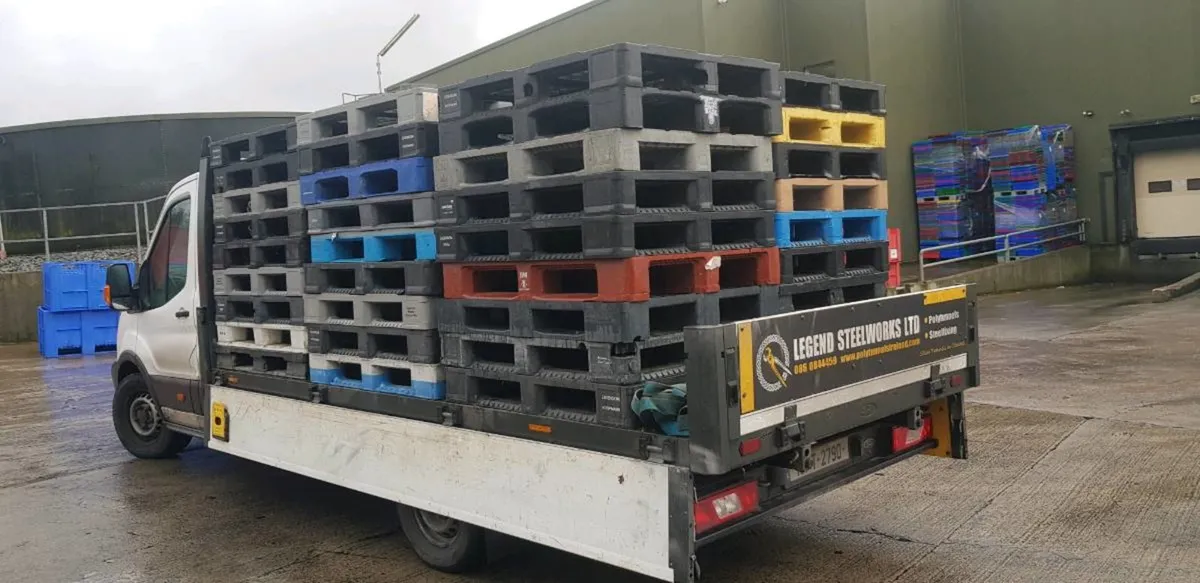 Plastic pallets  €20 each Large variety