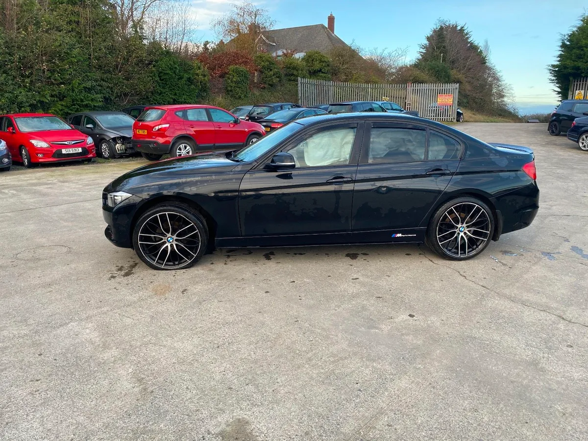 2014 BMW 320 D - Image 4