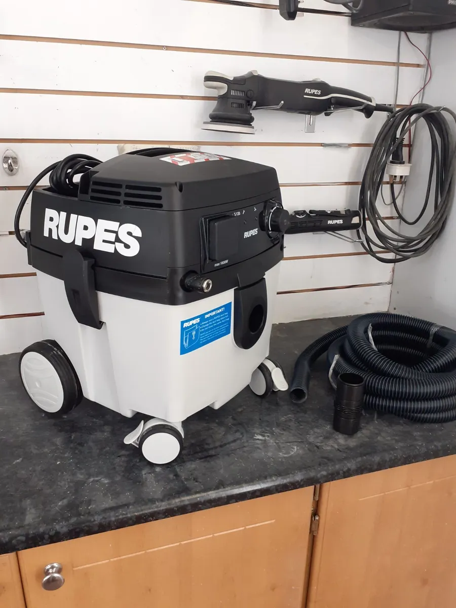 Rupes dust hoover