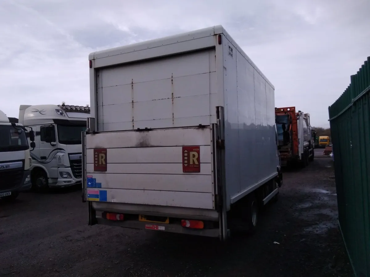 Iveco Eurocargo  75E160 E5 2013  13Foot box - Image 4