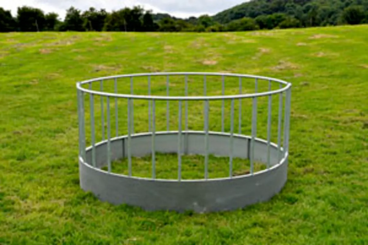 Sheep troughs, Ring feeders, Hayracks, Bucket ring - Image 4