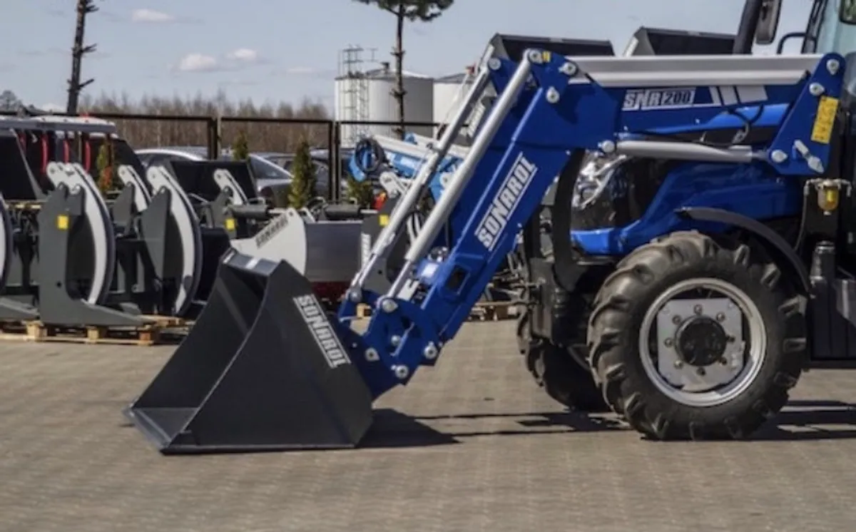 Sonarol tractor loaders - Image 1