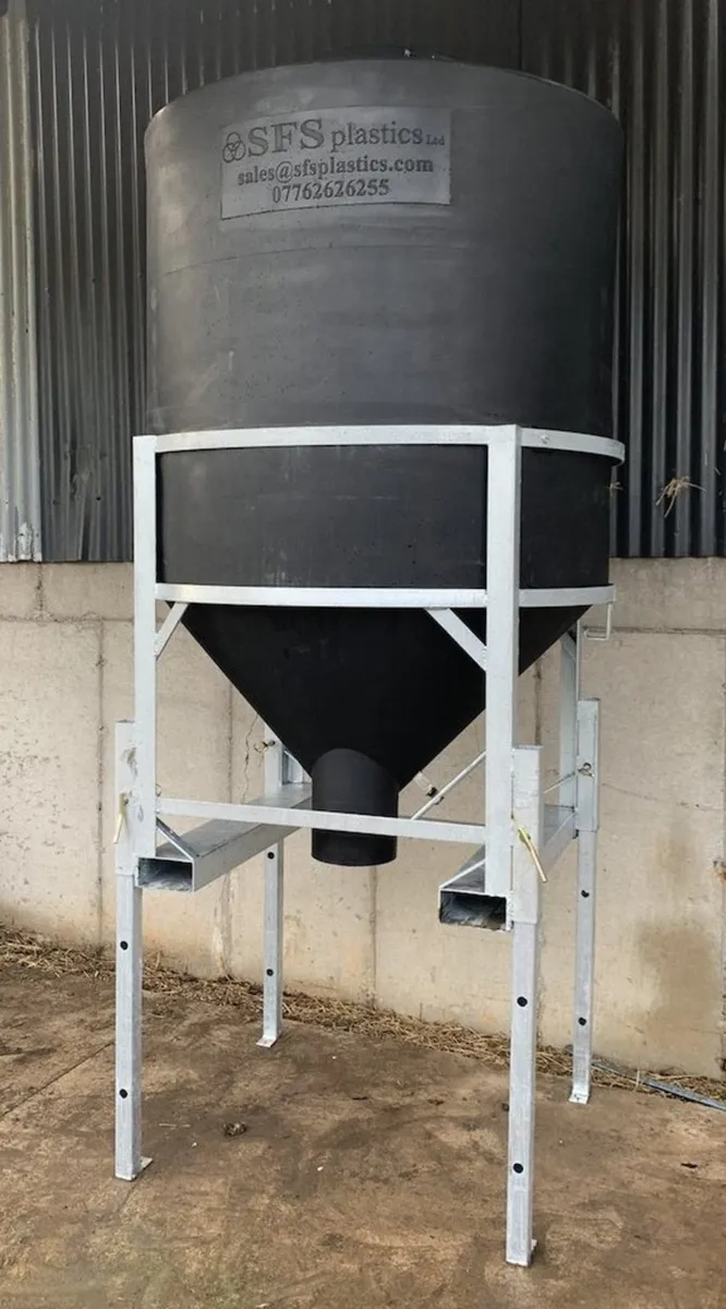 Portable Meal Bins. Leam AGRI 02889541305 - Image 2