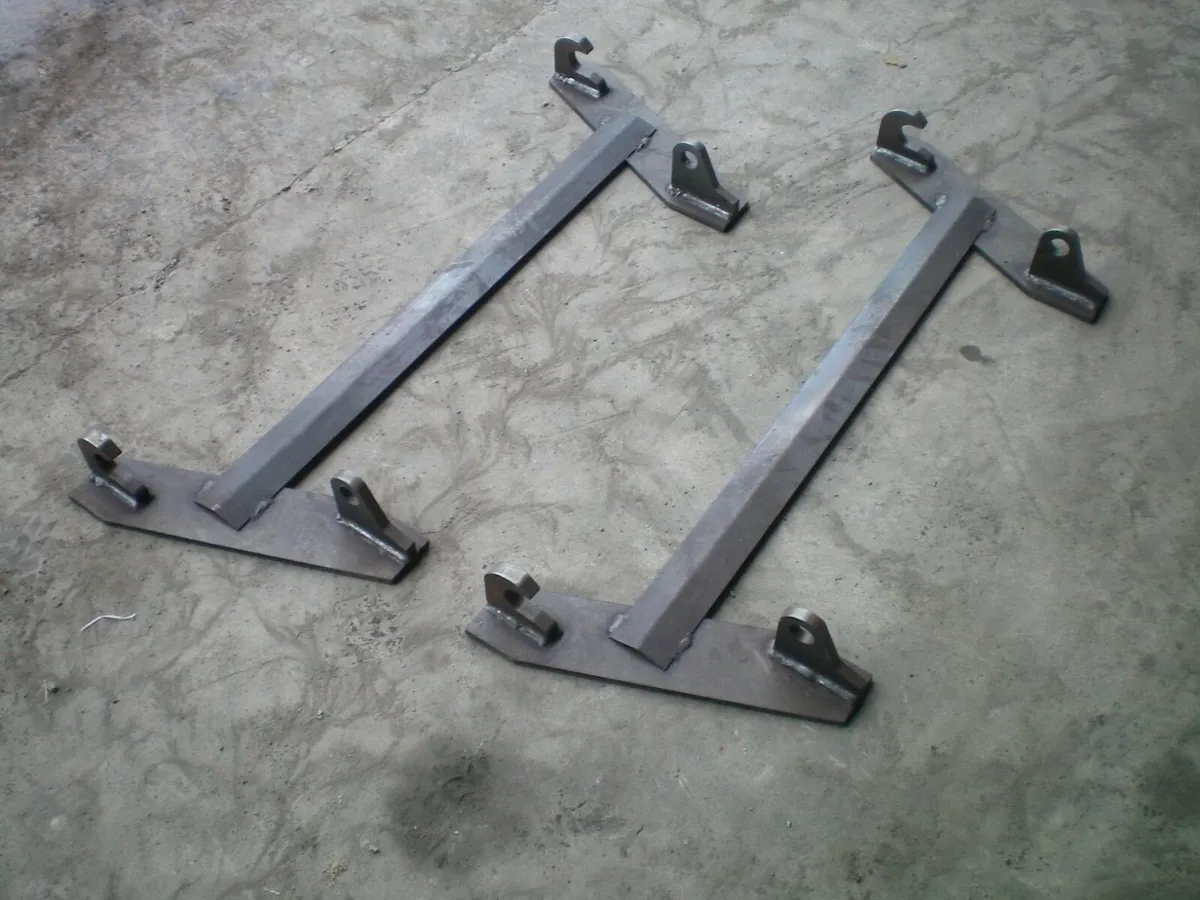 Euro 8 Weld on Brackets - Image 2