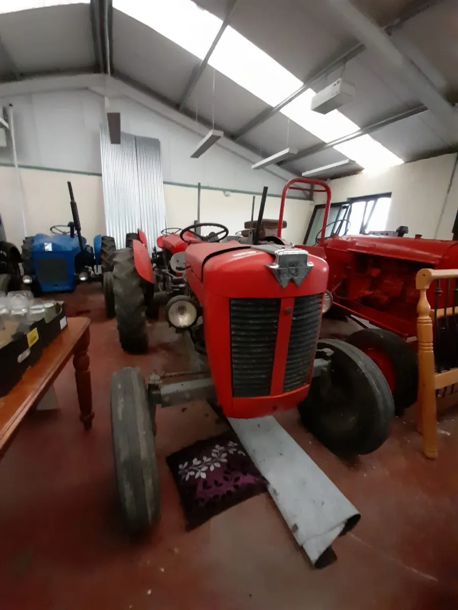 MASSEY FERGUSON 25