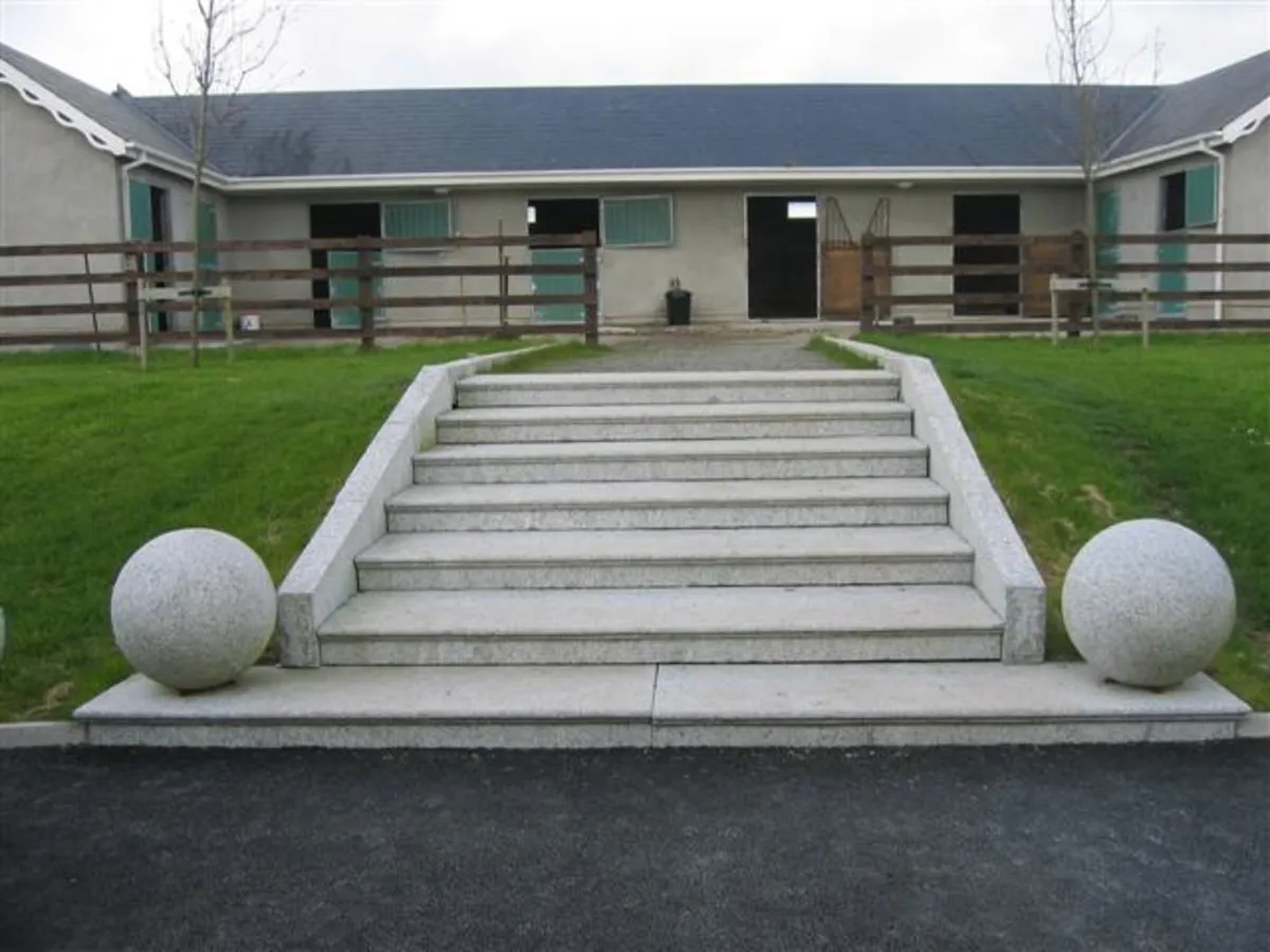 Granite Steps with Bullnose - Image 3