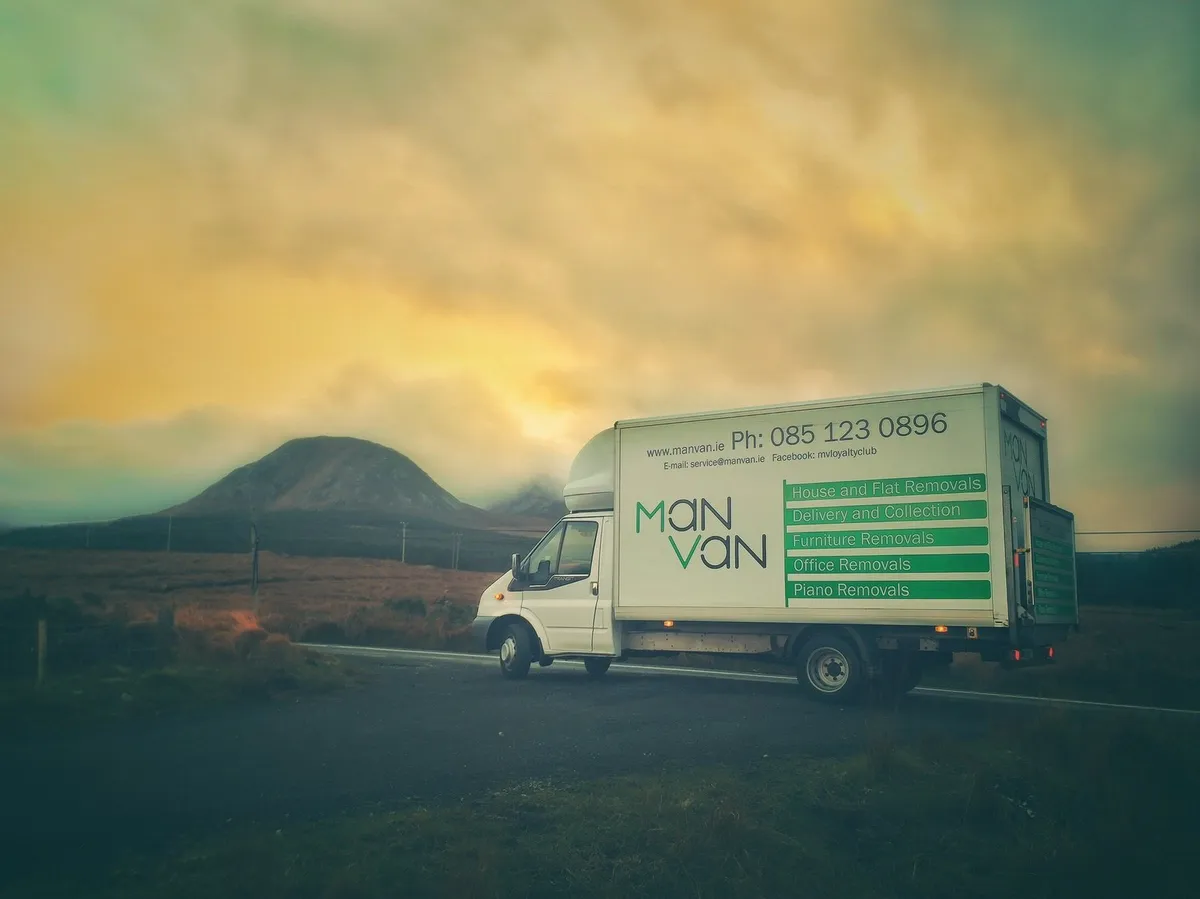 ManVan furniture delivery service dublin - Image 1