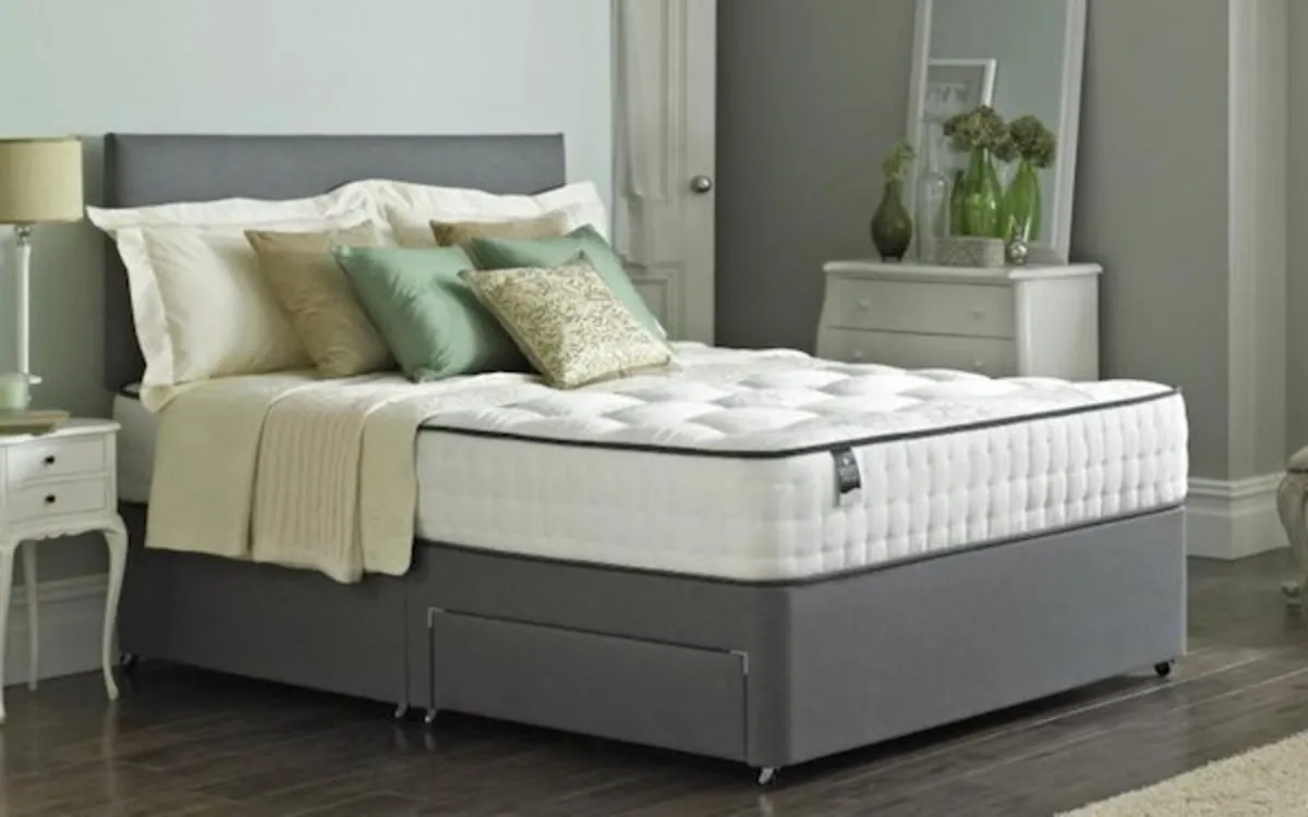 Brand new memory foam beds nationwide 70% of - Image 2