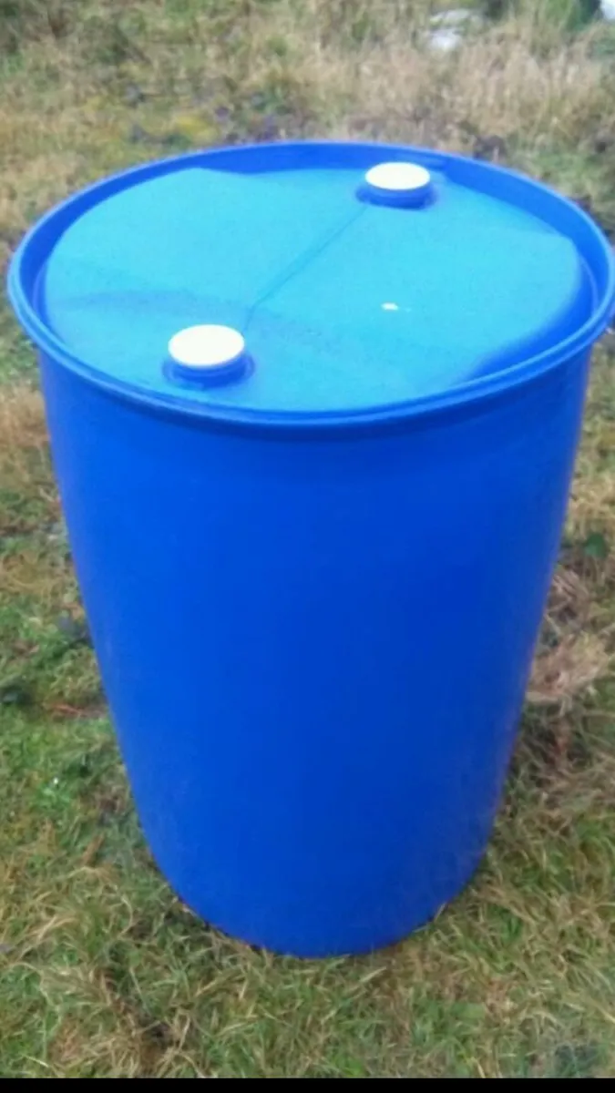 Plastic barrels - Image 1