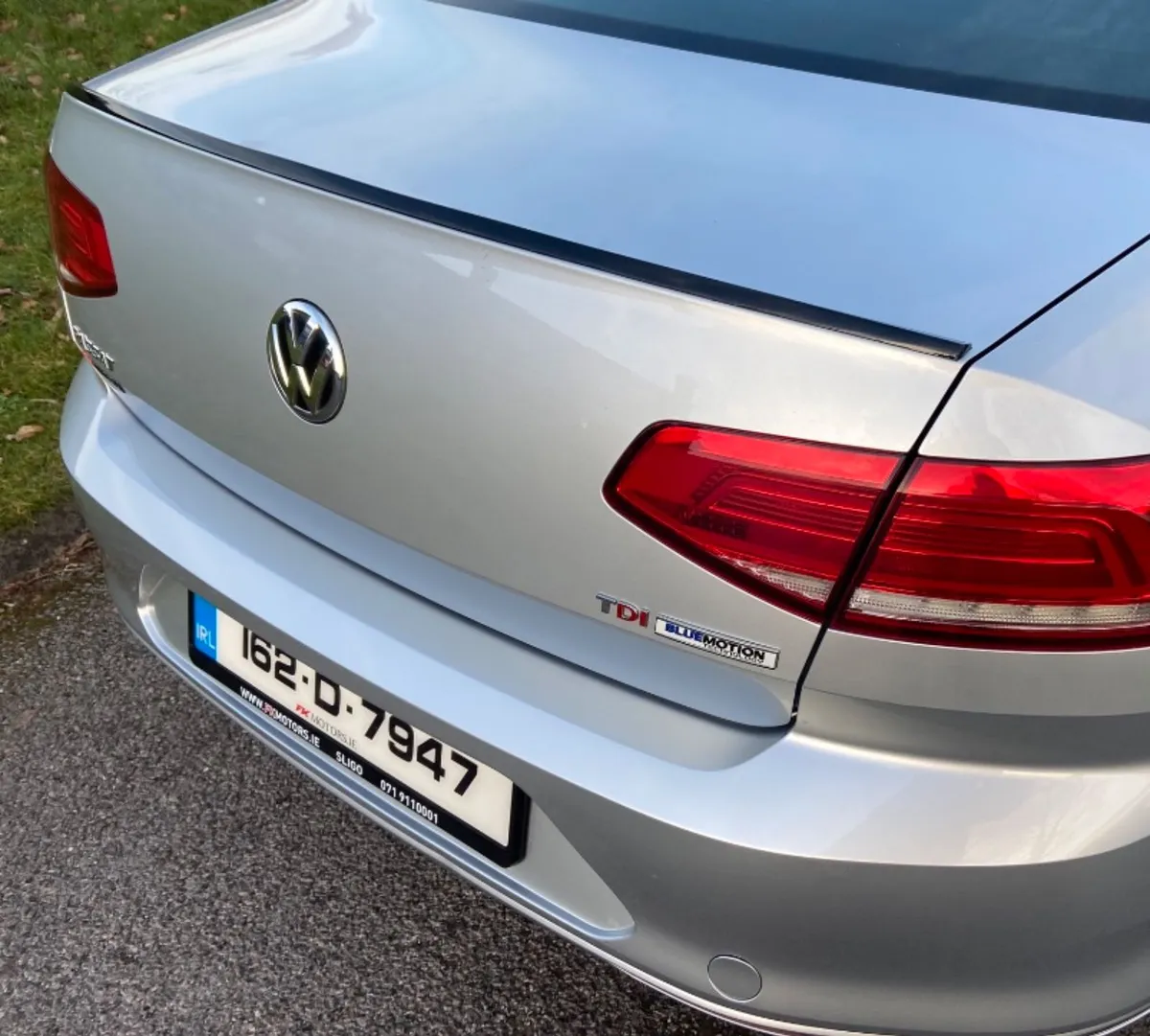 2016 + boot lip spoilers passat