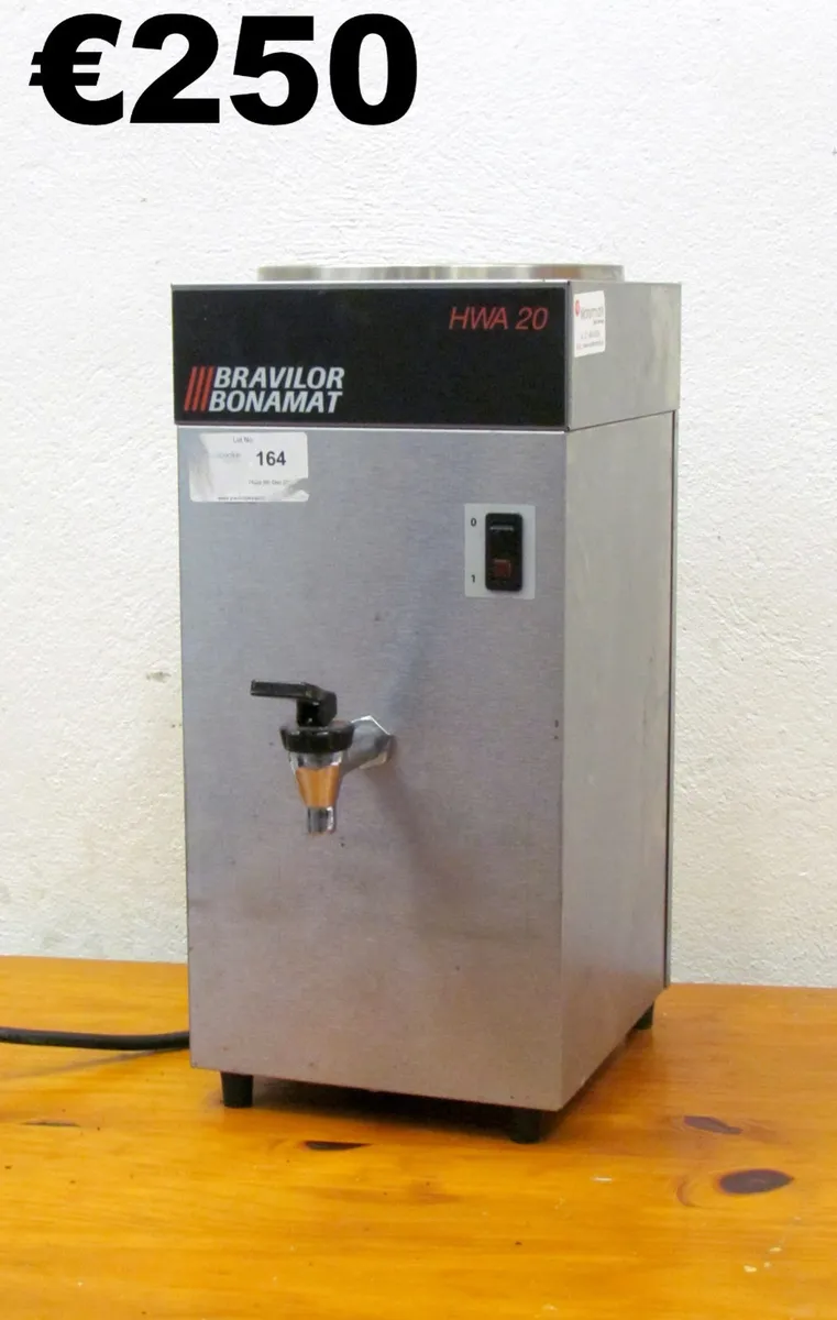 Commercial Beverage Machines, filter & fridge