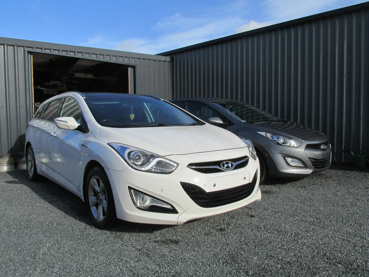 hyundai i40 i30 ix35 breaking