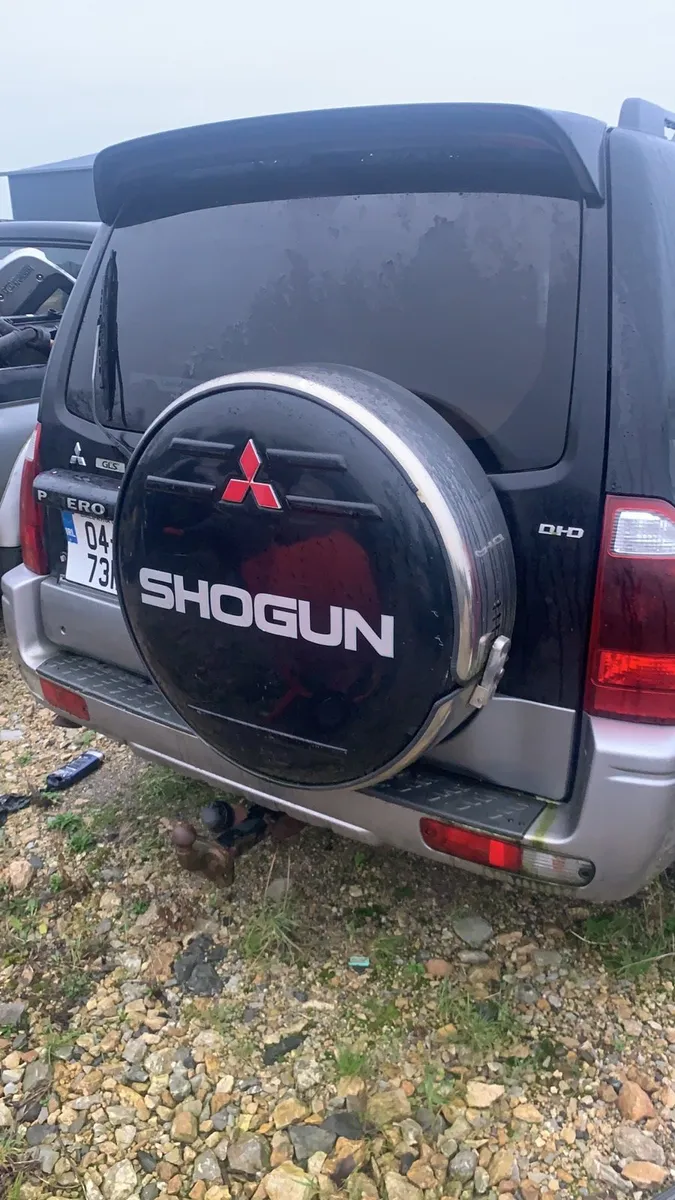 Mitsubishi pajero shogun breaking - Image 2