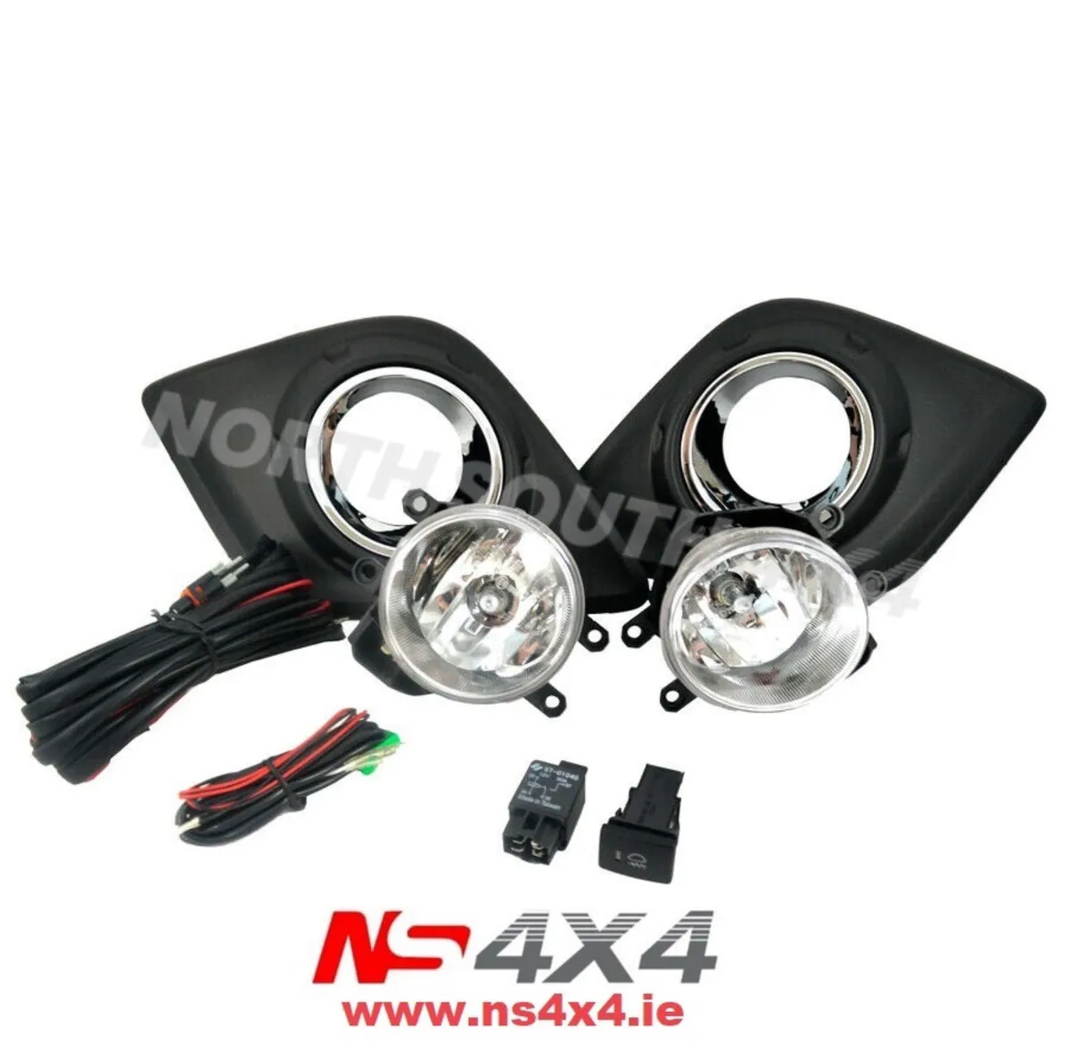 Toyota Hilux fog lamp kits// all spares - Image 1