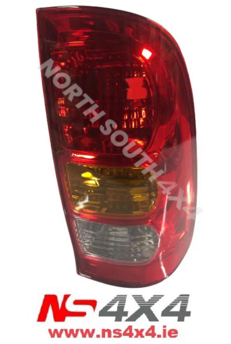 Toyota Hilux fog lamp kits// all spares - Image 3