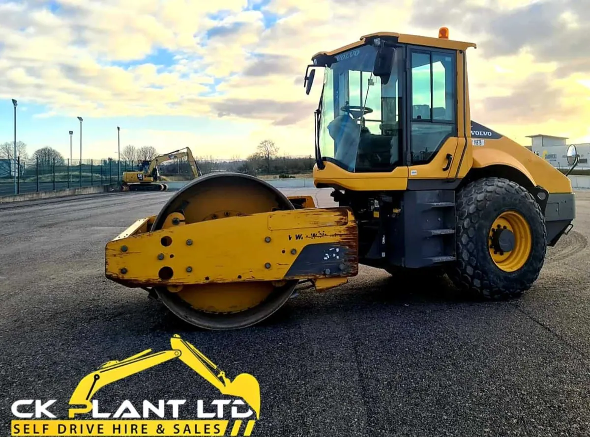 13 ton Diggers  Self Drive Hire - Image 2