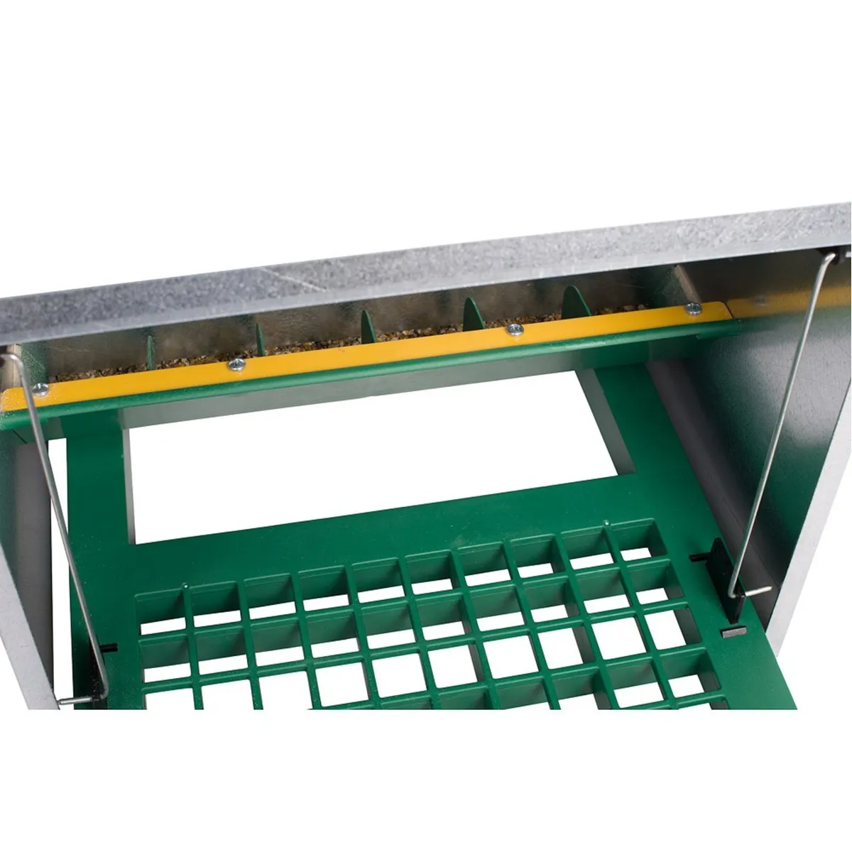 5, 8, 12, 20 & 40 Kg Treadle Feeders available - Image 2