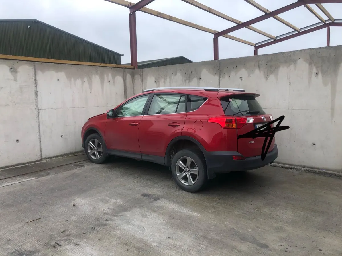 151 Toyota RAV4 2.0 d4d Luna for parts