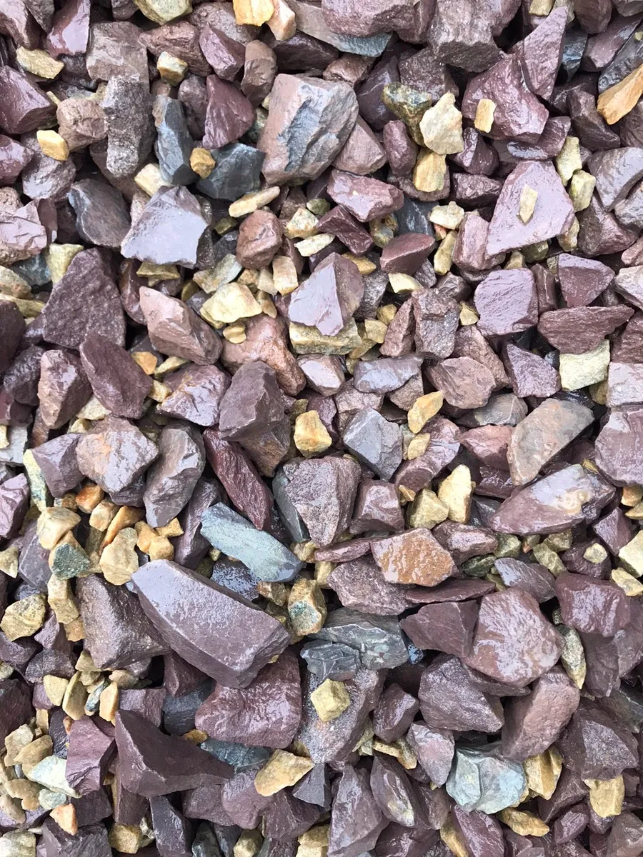 Coloured pebble / gravel / chippings - Image 1
