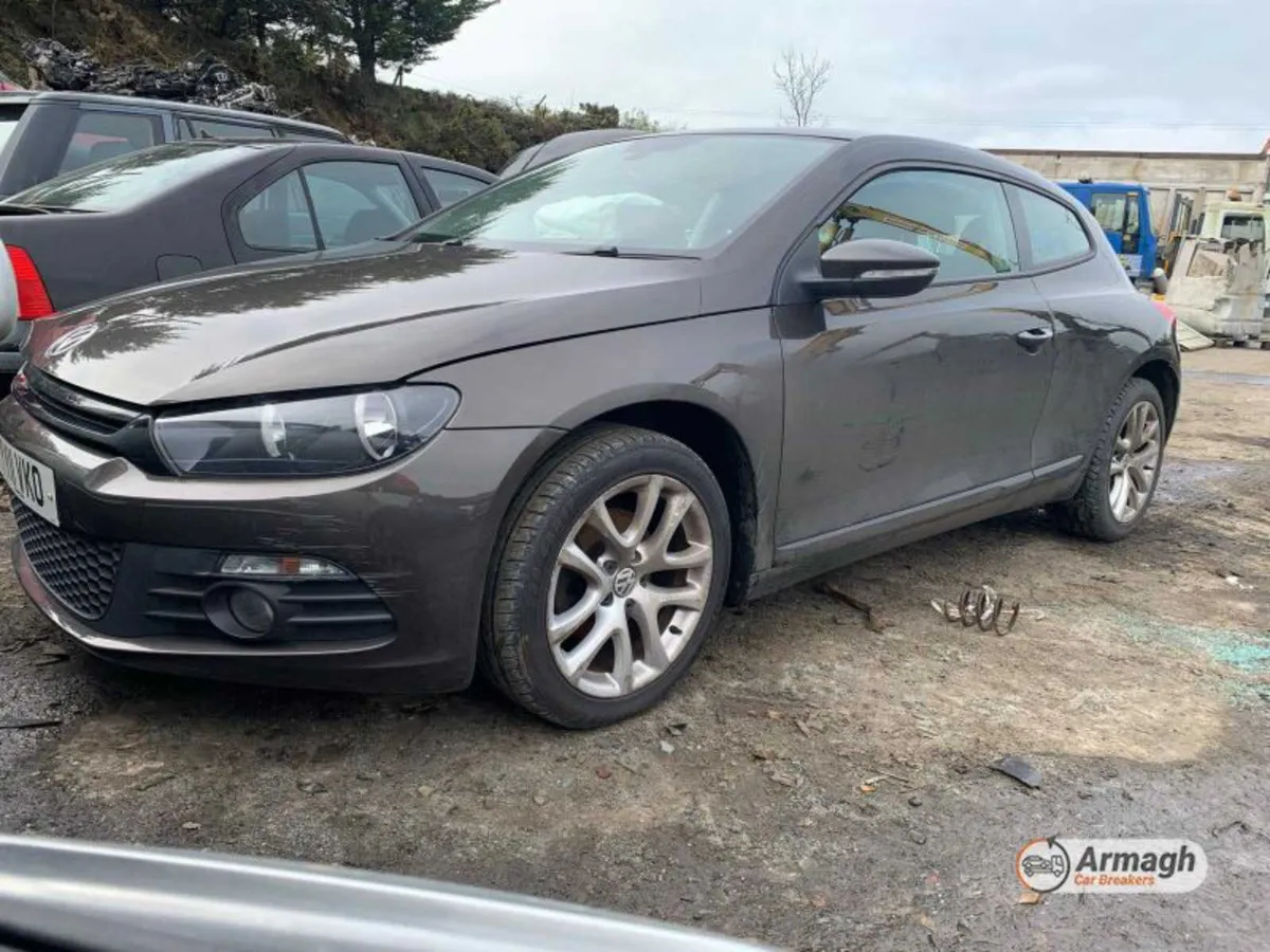 11 VOLKSWAGEN SCIROCCO 1.4 TSI CAXA PARTS BREAKING