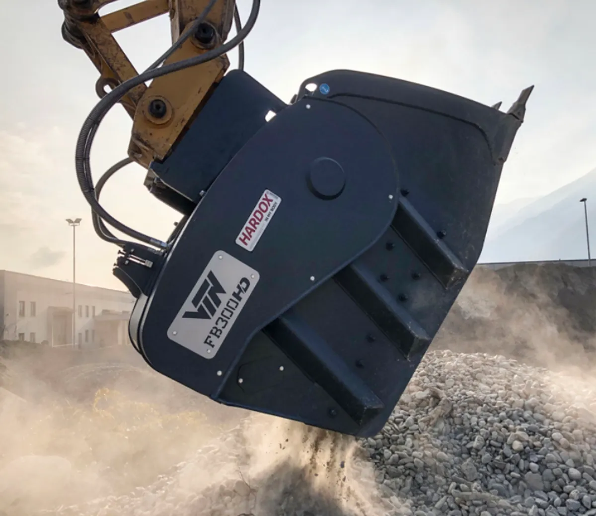 Attachment Hire, Crusher Buckets - Image 1